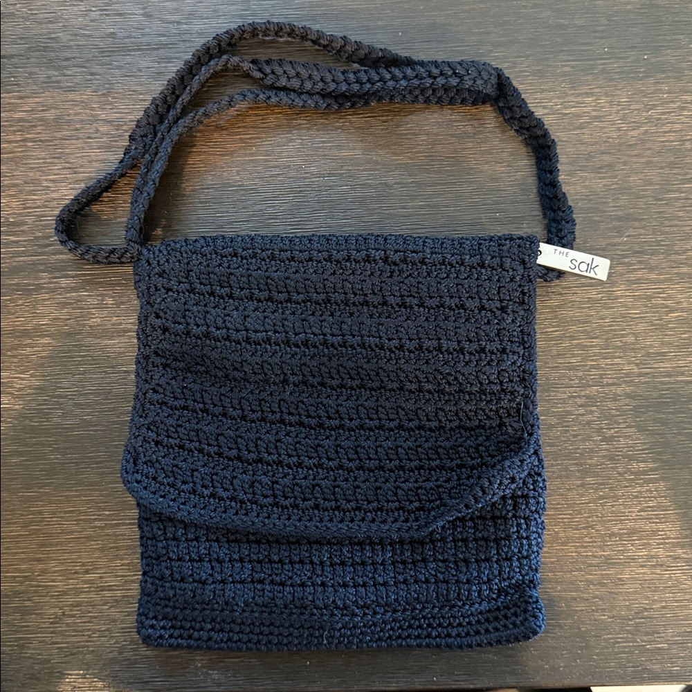 THE SAC SMALL BLACK SHOULDER BAG KNITTED DESIGN